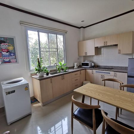 Artist Golden Loft Paris - Vientiane Homestay Duplex Triplex Buitenkant foto