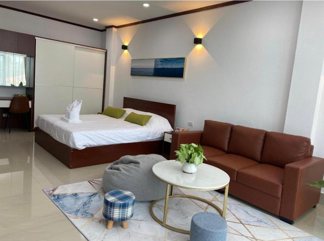 Artist Golden Loft Paris - Vientiane Homestay Duplex Triplex Buitenkant foto
